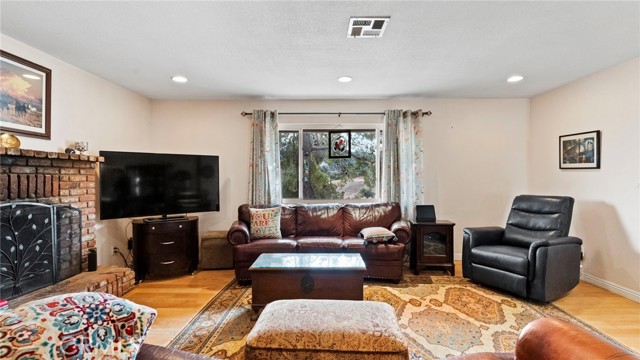 Detail Gallery Image 8 of 22 For 4632 Escondido, Acton,  CA 93510 - 2 Beds | 2/2 Baths