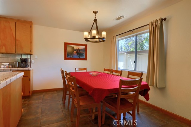Detail Gallery Image 8 of 42 For 50986 Road 632, Oakhurst,  CA 93644 - 3 Beds | 2 Baths
