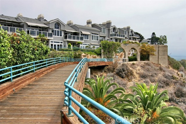 33611 Dana Vista Drive, Dana Point CA: https://media.crmls.org/medias/07ea8850-a608-447d-846c-35460d89506c.jpg