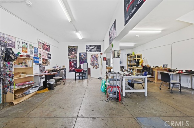 Image 4 of 26 For 8317 Whittier