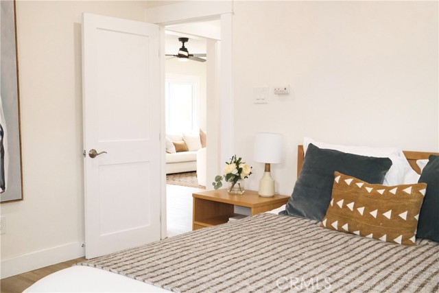3222 E 10th Street, Long Beach CA: https://media.crmls.org/medias/07eeaa66-1c89-4866-95a0-2b8d2f25662f.jpg