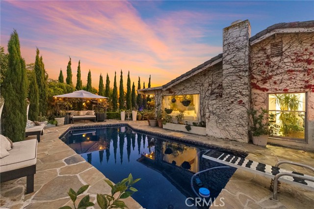 Detail Gallery Image 4 of 26 For 4621 Wayne, Corona Del Mar,  CA 92625 - 4 Beds | 3/1 Baths