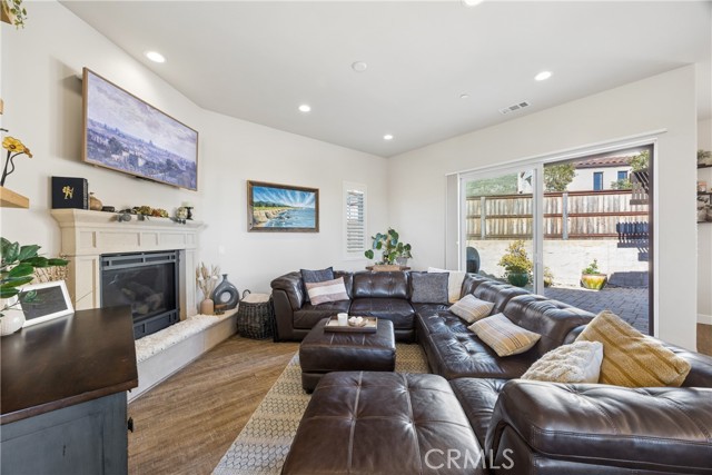 Detail Gallery Image 12 of 41 For 3097 Livorno Circle, San Luis Obispo,  CA 93401 - 3 Beds | 3 Baths