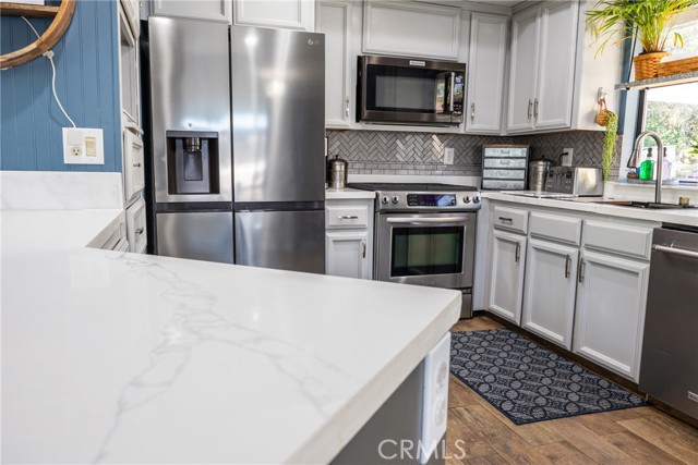 Detail Gallery Image 16 of 66 For 31388 Yosemite Springs Pkwy, Coarsegold,  CA 93614 - 3 Beds | 2 Baths