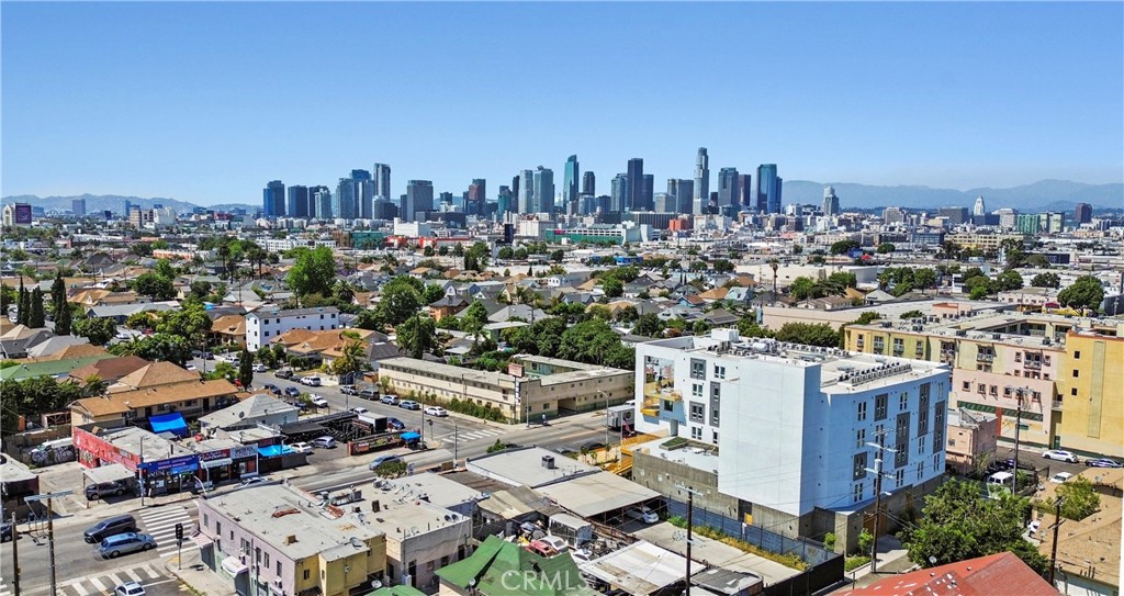 MLS #DW25125610 img 2