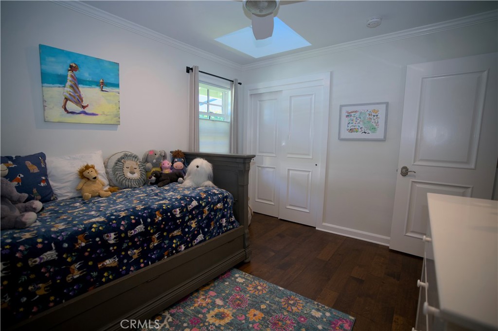 MLS #OC25164234 img 34