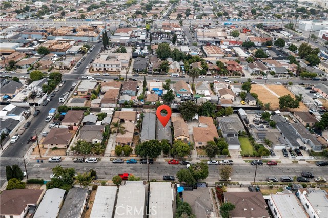 9514 Juniper Street, Los Angeles CA: https://media.crmls.org/medias/07f0fd06-9a41-481d-994a-7a175afb05d8.jpg