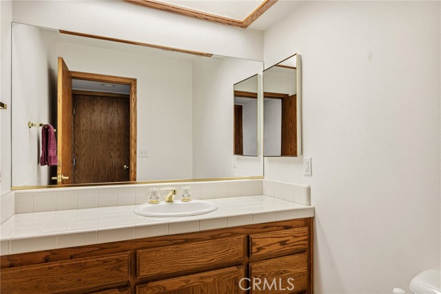Detail Gallery Image 15 of 40 For 24502 Albrun Ct, Crestline,  CA 92325 - 3 Beds | 2/1 Baths