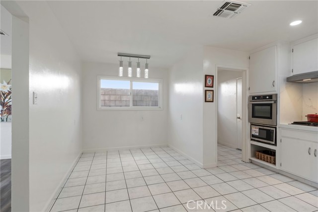 Detail Gallery Image 15 of 42 For 5817 Gary, Bakersfield,  CA 93307 - 3 Beds | 2 Baths