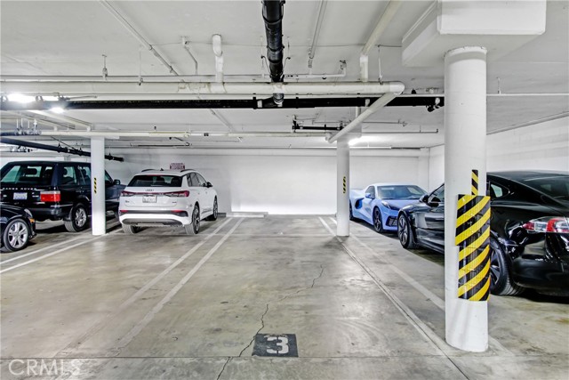 Detail Gallery Image 39 of 44 For 4949 Genesta Ave #104,  Encino,  CA 91316 - 2 Beds | 2 Baths