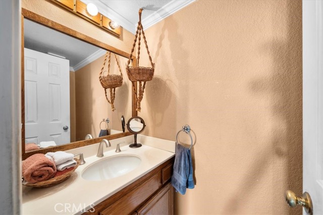 Detail Gallery Image 5 of 23 For 1814 Grant Ave #6,  Redondo Beach,  CA 90278 - 3 Beds | 2/1 Baths