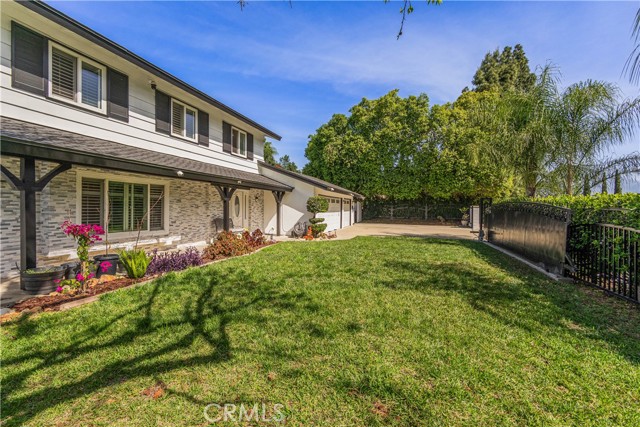 Detail Gallery Image 3 of 49 For 573 N Jalapa, Covina,  CA 91724 - 6 Beds | 3/1 Baths
