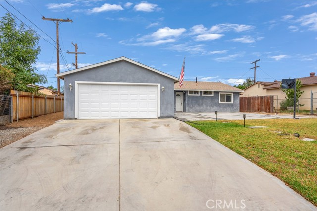 Detail Gallery Image 1 of 1 For 4021 Lorita St, Jurupa Valley,  CA 92509 - 4 Beds | 2 Baths