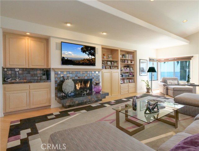 Detail Gallery Image 14 of 67 For 6410 Sea Cove Dr, Rancho Palos Verdes,  CA 90275 - 4 Beds | 4/1 Baths