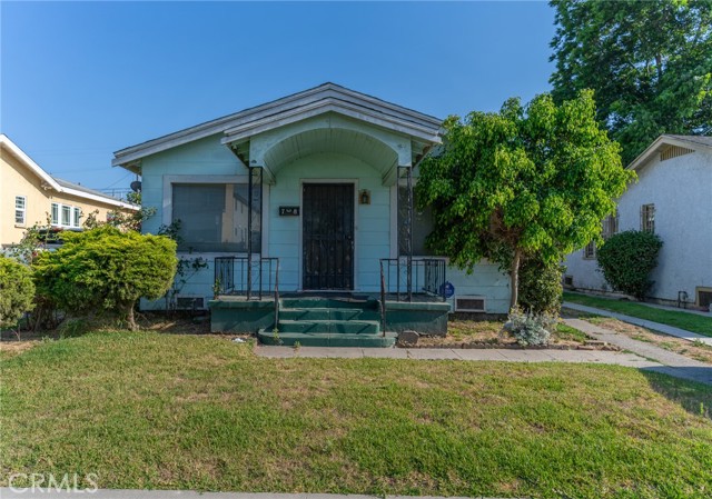 708 76th Street, Los Angeles, California 90001, 3 Bedrooms Bedrooms, ,1 BathroomBathrooms,Single Family Residence,For Sale,76th,IG24149084