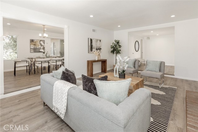 2101 El Arbolita Drive, Glendale CA: https://media.crmls.org/medias/07f308cb-3e8f-408d-9301-b5eb64e7c33e.jpg