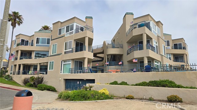 901 S Pacific Street, Oceanside CA: https://media.crmls.org/medias/07f34adc-185d-437f-b2c7-ebf0347f6587.jpg