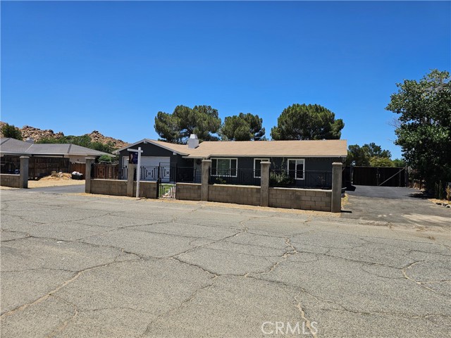 Image 3 for 40225 174Th St, Palmdale, CA 93591