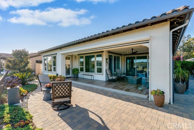 1431 Trail View Place, Nipomo CA: https://media.crmls.org/medias/07f53602-fd7f-4c61-a62d-71962594a04c.jpg