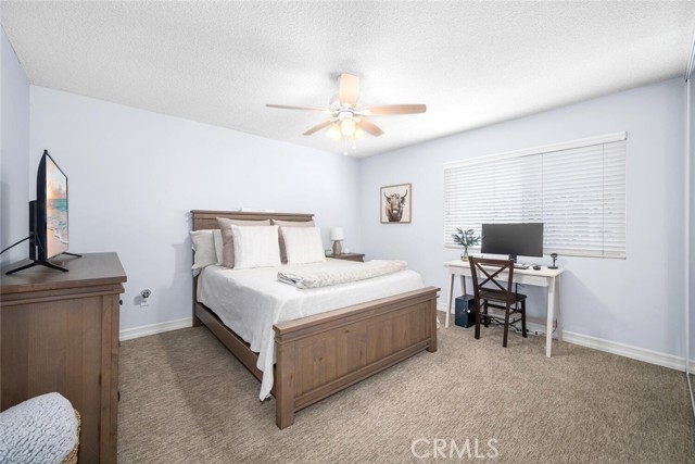 Image 40 of 75 For 11371 Harkers Court