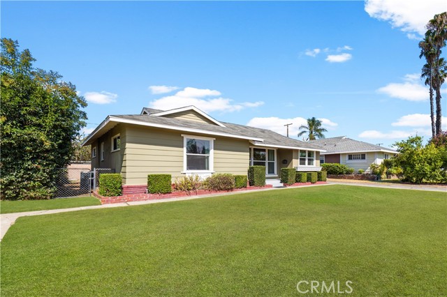 127 S Fernwood Street, West Covina CA: https://media.crmls.org/medias/07f794b2-3622-49f5-8892-771bf5931bd6.jpg