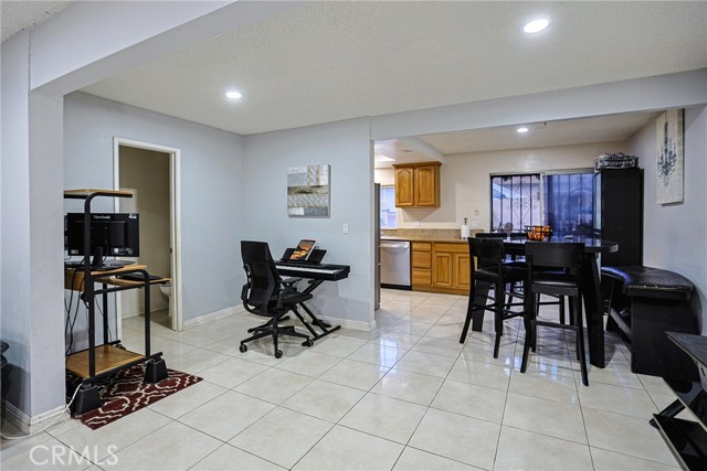 Detail Gallery Image 19 of 44 For 10805 Westminster, Garden Grove,  CA 92843 - 2 Beds | 1/1 Baths