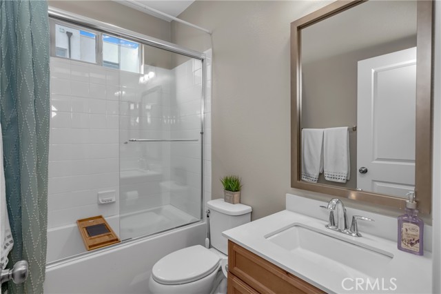 Detail Gallery Image 17 of 33 For 9311 Alondra Bld #5,  Bellflower,  CA 90706 - 3 Beds | 3 Baths