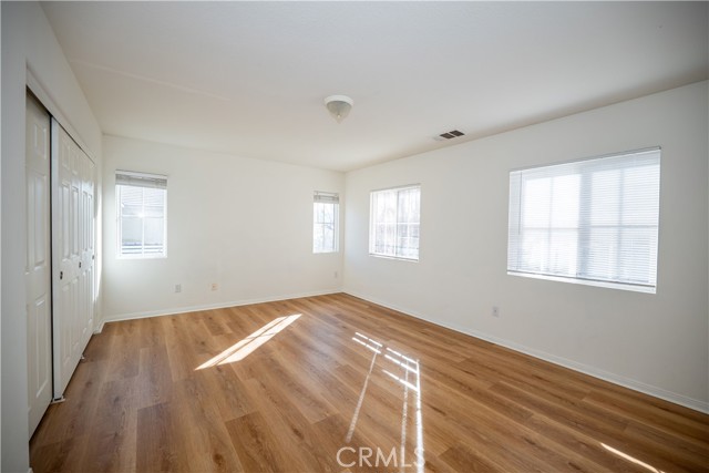 Image 18 of 28 For 1886 Spring White Rd