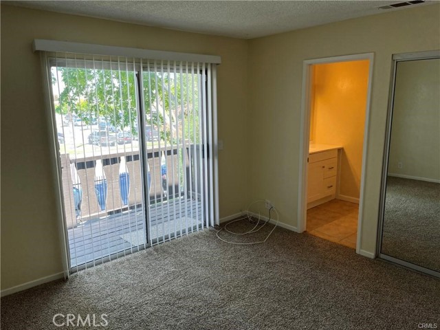 117 Tiger Lane, San Jacinto CA: https://media.crmls.org/medias/07f8acbf-fe62-4948-97ab-dd0994102b57.jpg