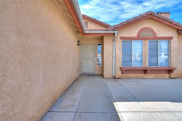 Detail Gallery Image 5 of 56 For 13571 Copperstone Dr, Victorville,  CA 92392 - 3 Beds | 2 Baths