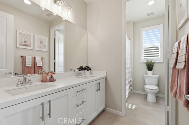 Detail Gallery Image 39 of 68 For 36 Jarano St, Rancho Mission Viejo,  CA 92694 - 5 Beds | 4/1 Baths