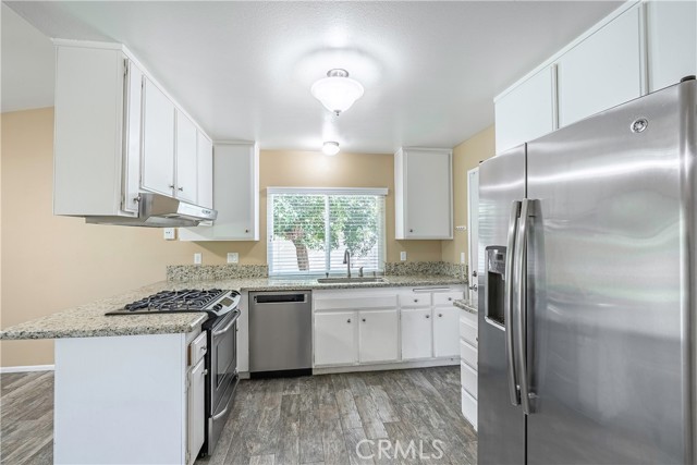 Detail Gallery Image 9 of 39 For 2415 Peppertree, Riverside,  CA 92506 - 3 Beds | 2 Baths