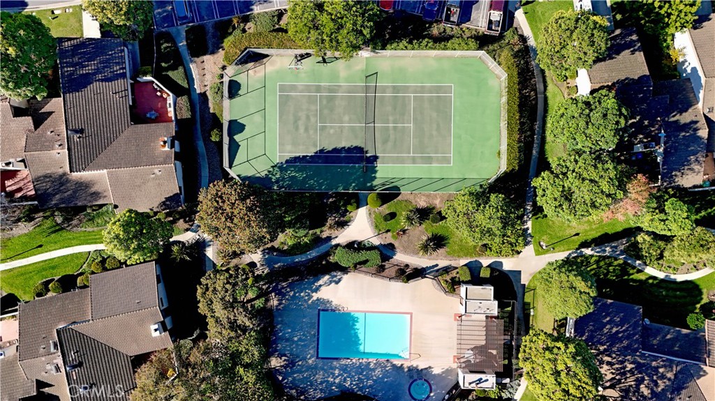 https://media.crmls.org/medias/07f90bdd-e94c-4ec9-b448-3f2f8c86dcdf.jpg?preset=X-Large