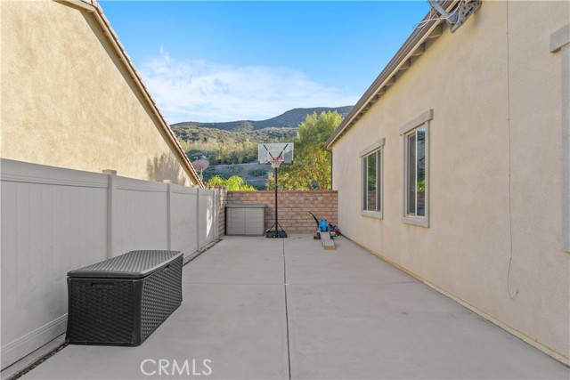 Detail Gallery Image 30 of 40 For 24062 Buckstone, Menifee,  CA 92584 - 5 Beds | 3/1 Baths
