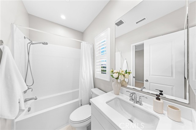 Detail Gallery Image 27 of 37 For 235 Elkhorn, Irvine,  CA 92618 - 4 Beds | 3 Baths