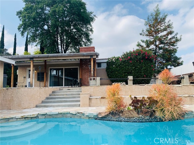 Detail Gallery Image 8 of 8 For 17172 Rinaldi St, Granada Hills,  CA 91344 - 4 Beds | 2 Baths