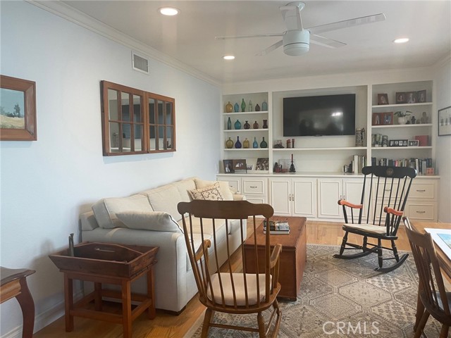 Detail Gallery Image 3 of 14 For 3285 San Amadeo #B,  Laguna Woods,  CA 92637 - 2 Beds | 2 Baths