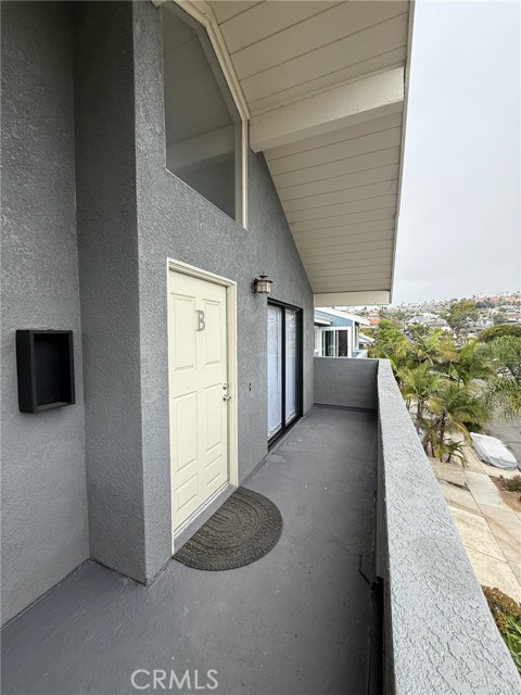 34051 Silver Lantern Street, Dana Point CA: https://media.crmls.org/medias/07fb5f65-cef1-46fb-bfb1-243c3ad5cc68.jpg