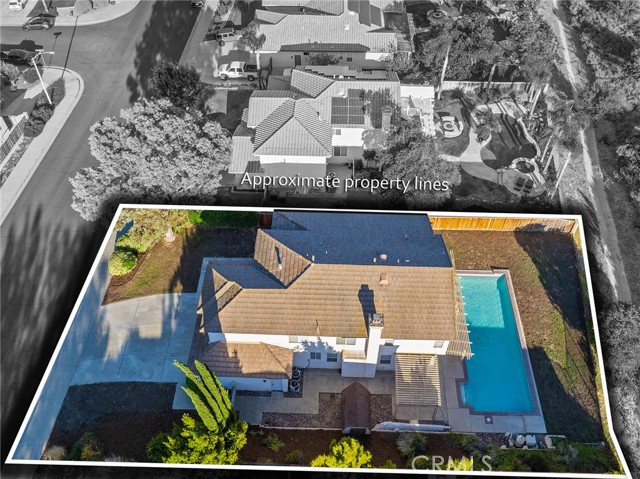 23515 Mountainside Court, Murrieta CA: https://media.crmls.org/medias/07fbf8e0-297f-4120-a7d0-4ae9ea9aa0ba.jpg