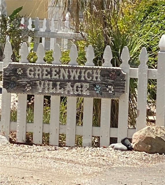 631 1/2 Benson Way, Thousand Oaks CA: https://media.crmls.org/medias/07fca283-feba-4717-ba64-509dbf828404.jpg