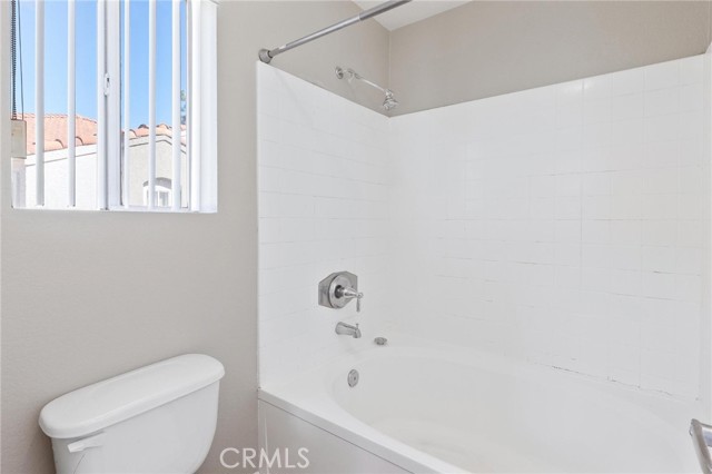 Detail Gallery Image 22 of 38 For 1027 Vista Del Cerro Unit 201, Corona,  CA 92879 - 2 Beds | 2 Baths