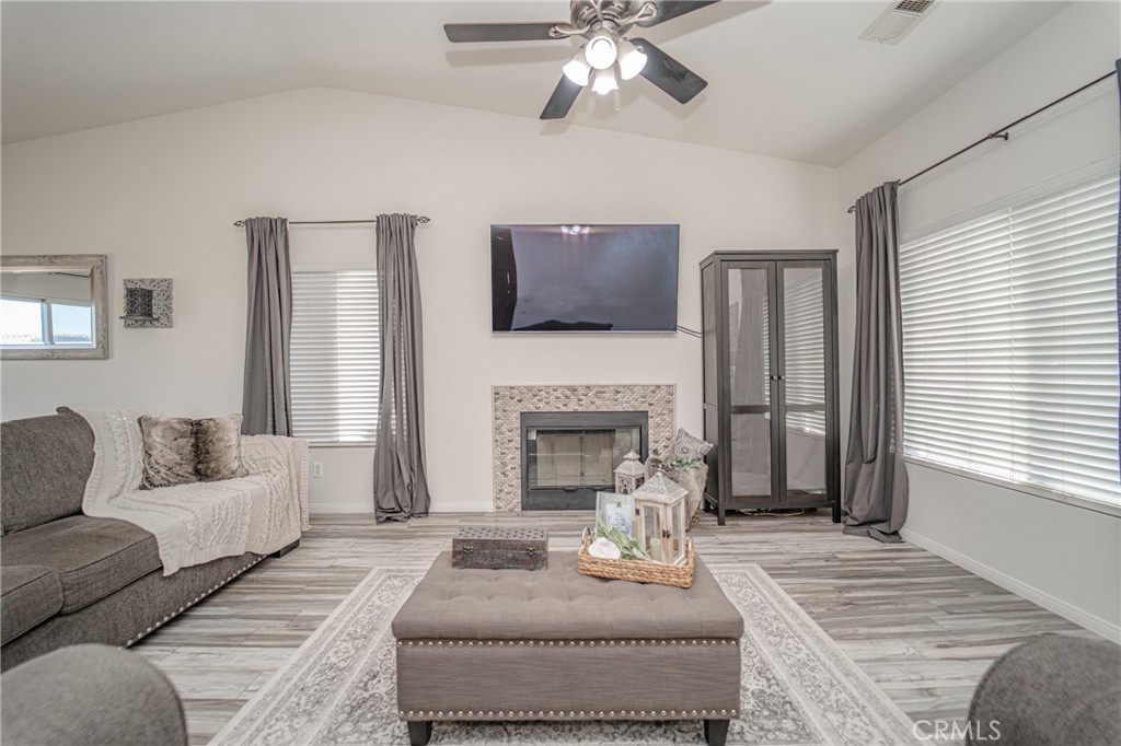 14924 Gloria Lane