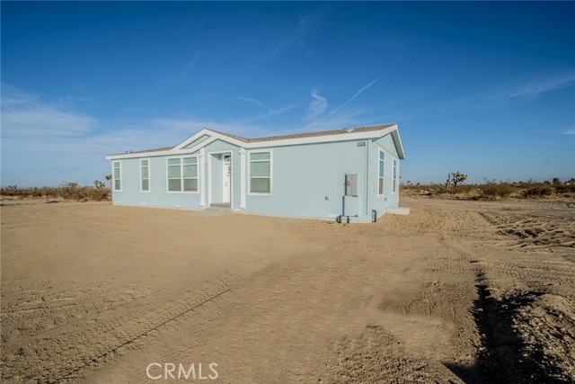 Detail Gallery Image 2 of 42 For 13325 Eaby Rd, Phelan,  CA 92371 - 4 Beds | 2 Baths