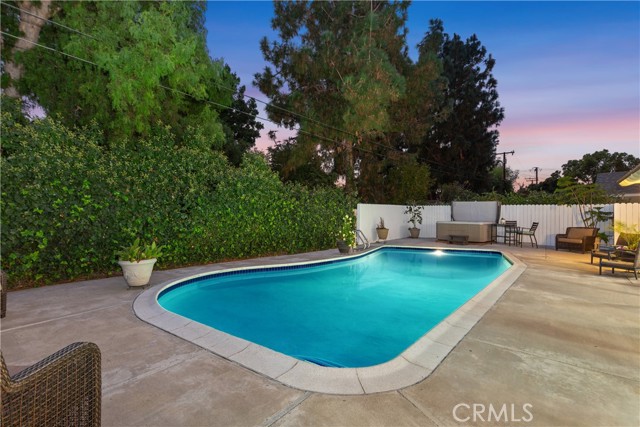 Detail Gallery Image 31 of 33 For 1072 Charwood Ln, North Tustin,  CA 92705 - 4 Beds | 2/2 Baths