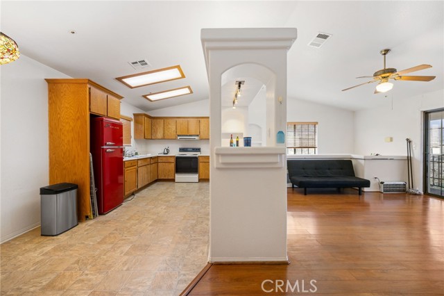 33403 111th Street, Littlerock CA: https://media.crmls.org/medias/07ffa25e-3d27-4183-8d42-a25d8d37ea18.jpg