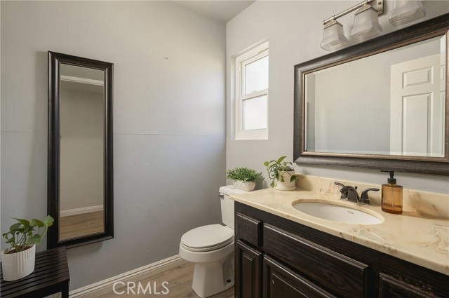 8350 Burnet, 9 photo 11