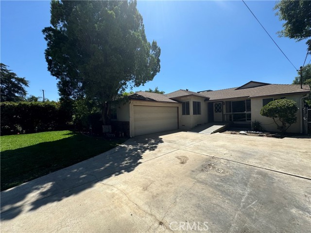 Detail Gallery Image 1 of 1 For 21350 Bryant St, Canoga Park,  CA 91304 - 4 Beds | 2 Baths