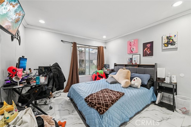 Detail Gallery Image 14 of 32 For 1430 Cabrillo Park #B,  Santa Ana,  CA 92701 - 2 Beds | 2 Baths