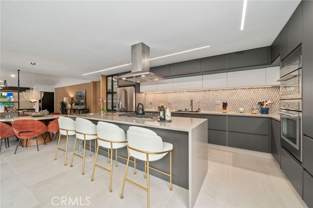 Detail Gallery Image 12 of 42 For 985 Begonia Ave, Costa Mesa,  CA 92626 - 3 Beds | 3 Baths