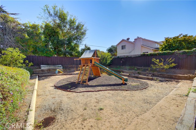 Detail Gallery Image 33 of 53 For 1157 Ash Street a,  Arroyo Grande,  CA 93420 - 2 Beds | 2/1 Baths